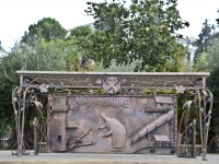 L’altare di Papa Francesco in vendita a 4.500 euro