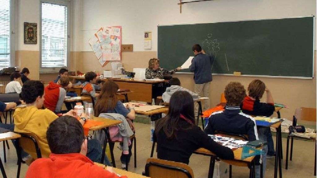 Scuola, la Flc Cgil Molise all’attacco: “In regione 265 nomine annuali”