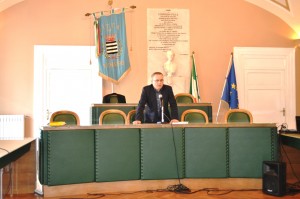 sindaco sorbo rimane solo