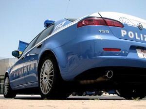 Controlli a tappeto della polizia: controllate 185 persone
