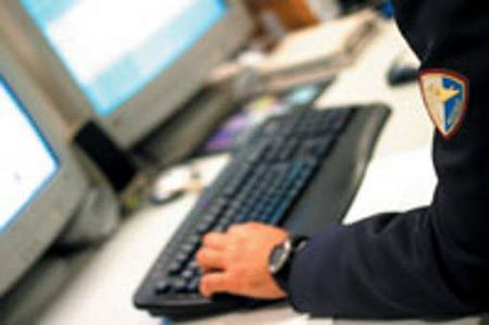 Falso profilo su Facebook, ragazza denunciata