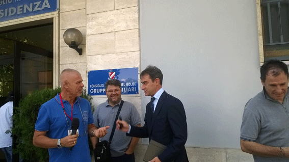 Sulle orme degli zii, Carlo Veneziale entra a Palazzo Moffa