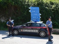 Truffano un commerciante, due casertani denunciati