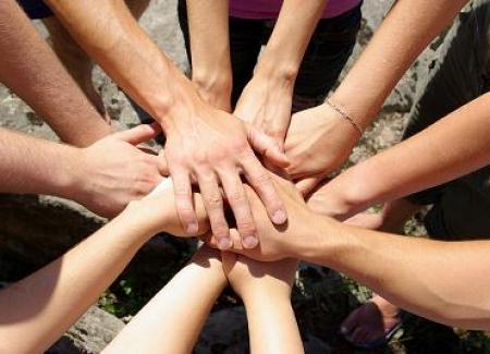 Volontariato, 30mila euro a sostegno di 26 progetti