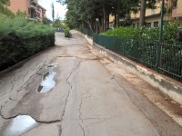 Asfalto groviera, protestano i residenti di Vazzieri