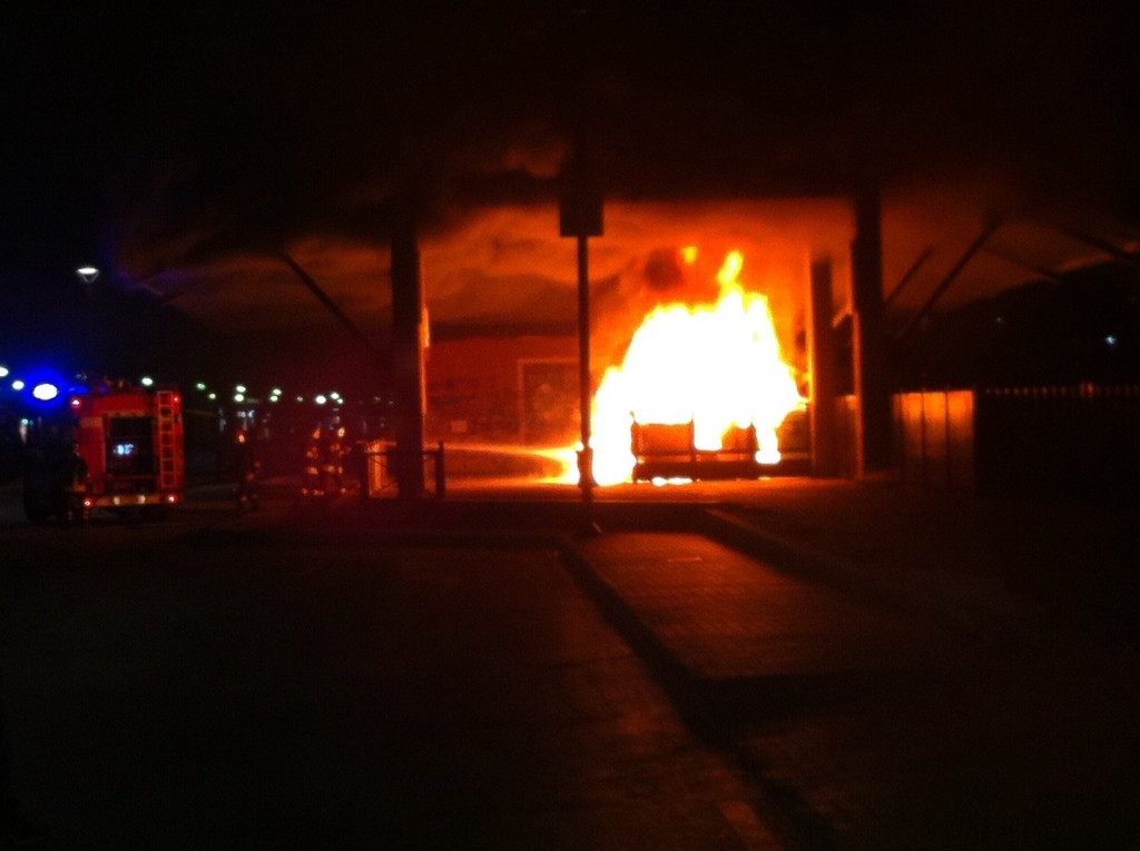 A fuoco l’oasi ecologica del terminal bus