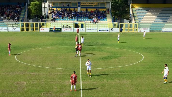 Calcio serie D, la domenica del derby