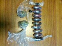 Droga, la finanza sequestra hashish, marijuana e cocaina