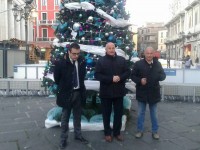 ‘Natale in… Comune’, a Campobasso l’allegria delle maitunate per salutare il 2015