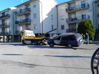 Termoli, vettura in fiamme in via Arno