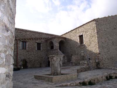 #senzafissadimora, domenica evento a Civitacampomarano