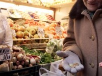 Aumentano i poveri, l’appello dei frati cappuccini