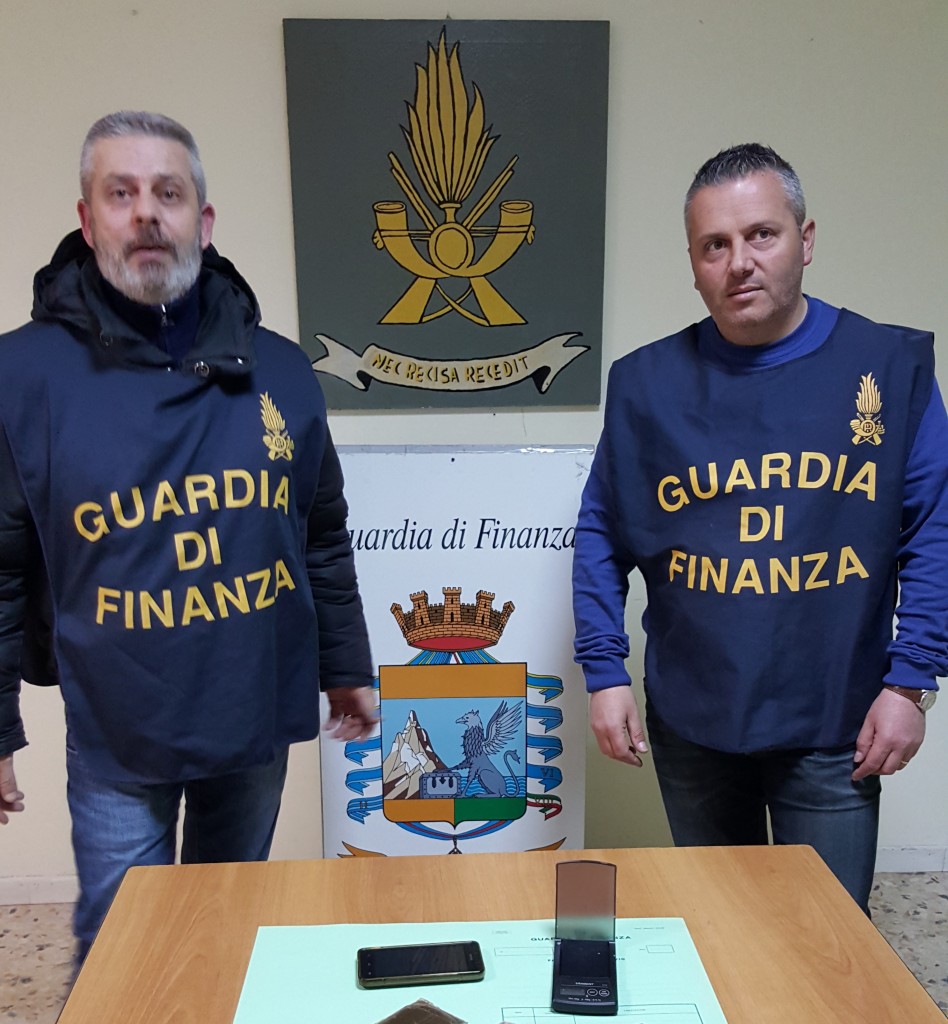 Trovato con 300 grammi di hashish, 45enne campano arrestato