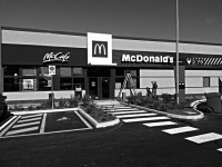 ‘McDonald’s premia la scuola’, fondi per due istituti molisani