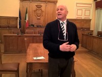 Vandali in Comune, il sindaco annuncia: “90mila euro per potenziare la videosorveglianza”