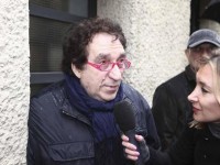 Tony Dallara in visita alla camera ardente per Enzo Jannacci alla Casa di Cura Columbus dove e' deceduto ieri sera in Via Buonarroti 48. Milano, 30 marzo 2013. ANSA/MOURAD BALTI TOUATI