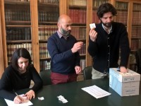 Sorteggio pubblico per gli scrutatori, il M5S: “Noi scegliamo i disoccupati”