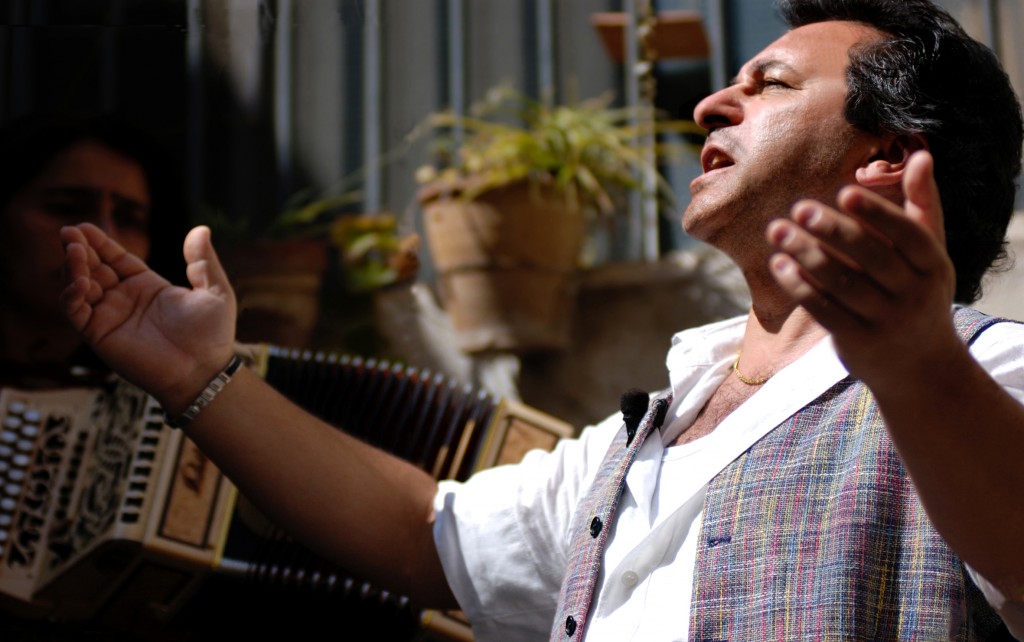 Fiabe popolari e zampogne, Mauro Gioielli incontra gli studenti della ‘Petrone’