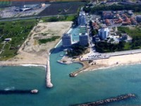 Finisce in acqua col Ducato, giovane molisano illeso