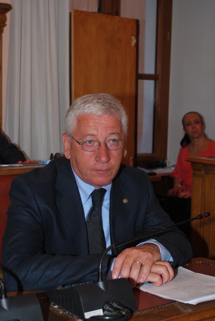 Spending review a Palazzo San Giorgio, Ambrosio rilancia la sua proposta