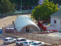 L’accoglienza dimenticata: il degrado nel parcheggio della Casa degli Angeli