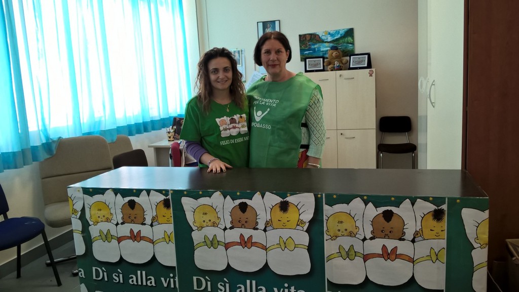 Gravidanze, la crisi e l’assistenza: la battaglia del Movimento per la vita