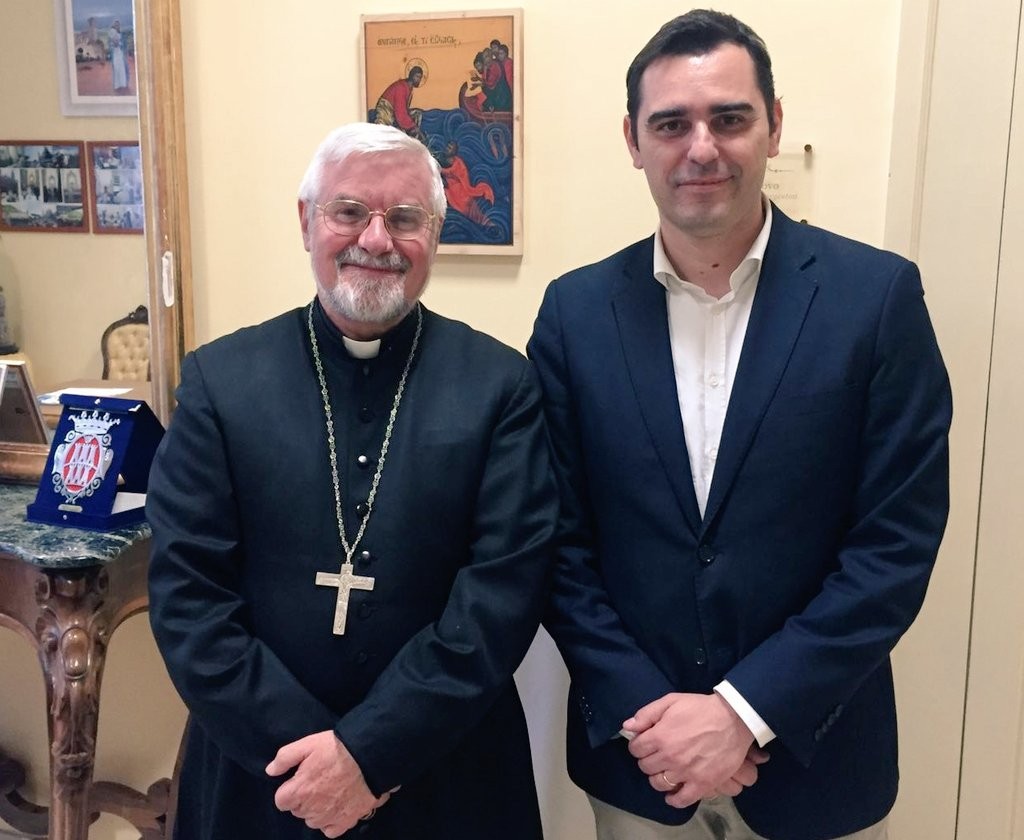 “Racconto il papa che su Twitter è più influente di Obama”