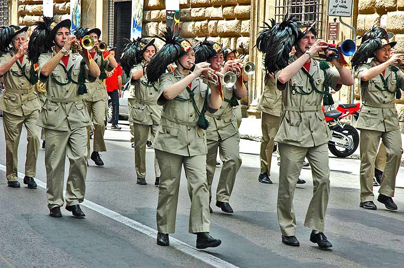 A Montenero di Bisaccia la ‘corsa dei bersaglieri’