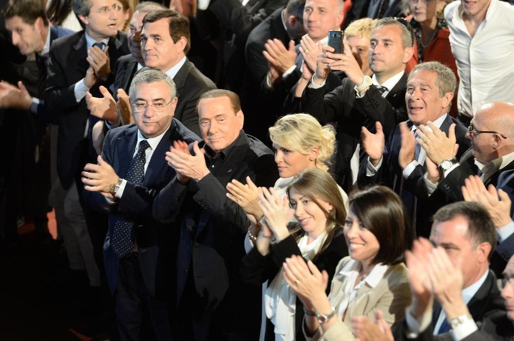 Berlusconi in ospedale, De Girolamo: “Penso a lui e non al partito. Detesto questo sciacallaggio”