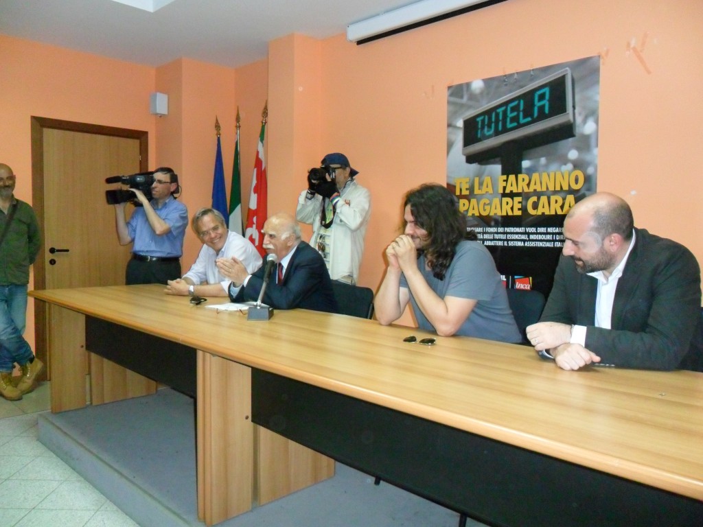 Sdegno della politica per le minacce a Testa, Frattura: atto vile