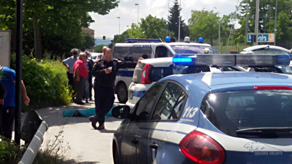 Campobasso, uomo muore mentre passeggia. Sul posto la Polizia
