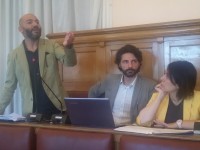 Manca il numero legale a Palazzo San Giorgio, un altro consiglio flop