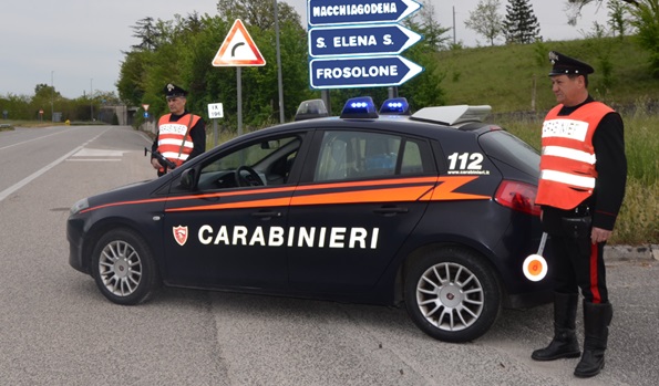 Carabinieri vigili sul territorio, dodici automobilisti nei guai