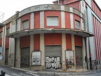 Ariston, grillini: il Comune non decide, che ne sarà del teatro?