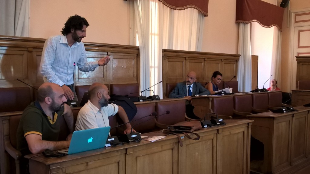 Debiti fuori bilancio, ok alla commissione d’indagine a Palazzo San Giorgio