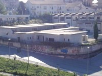 La nuova scuola di via Berlinguer non apre, alunni ‘spediti’ alla Colozza