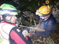 Speleologo salernitano cade in una grotta, salvato dal Cnsas
