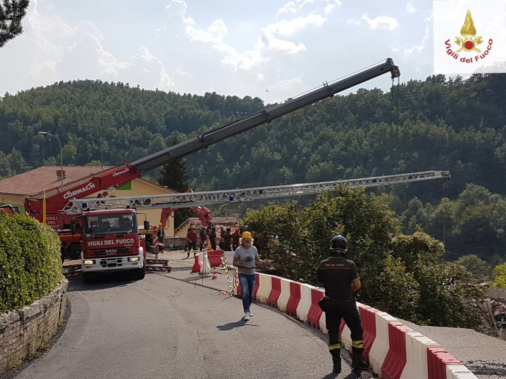 Sisma, i vigili del fuoco isernini individuano l’ultimo disperso di Amatrice