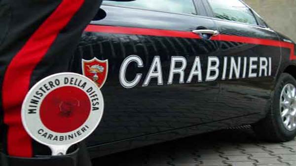 Ladri di vetture inchiodati dalle telecamere: i carabinieri denunciano un 26enne e un 29enne di Campobasso
