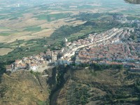 Cade dallo scooter e muore, domani i funerali del 16enne