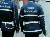 Maximulta al commerciante: 5mila euro perché usa le vecchie buste in PVC