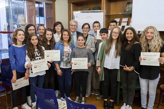 I ragazzi di Petrella Tifernina premiati dal senatore Manconi