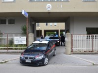 Vendono una finta piscina, denunciate per truffa due donne