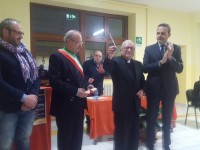Frosolone, cittadinanza onoraria e premio “Coltello d’oro” a don Antonio Di Lorenzo