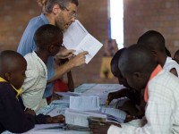 Migranti a Scapoli, il sindaco Sparacino raddoppia l’accoglienza