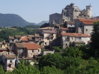 Senza parroco e con la luce staccata in chiesa, protestano i fedeli di Roccasicura