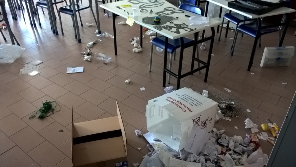 Vandali alla Petrone, Iacobucci ‘scarica’ le colpe sugli studenti. Cretella: «Chieda scusa»