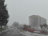 Arriva l’inverno: dopo la prima spolverata di neve, il pericolo è il ghiaccio