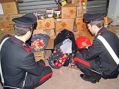 Botti pericolosi, i carabinieri ne sequestrano un quintale