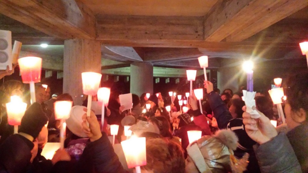 Scuole sicure, 150 fiaccole accese per non spegnere la speranza